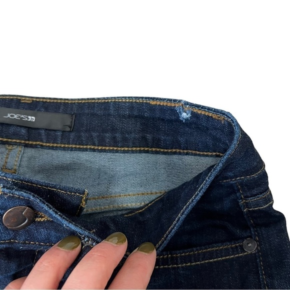 Joe’s Women’s Skinny Ankle Jeans Size 26 Dark Wash - Picture 4 of 7